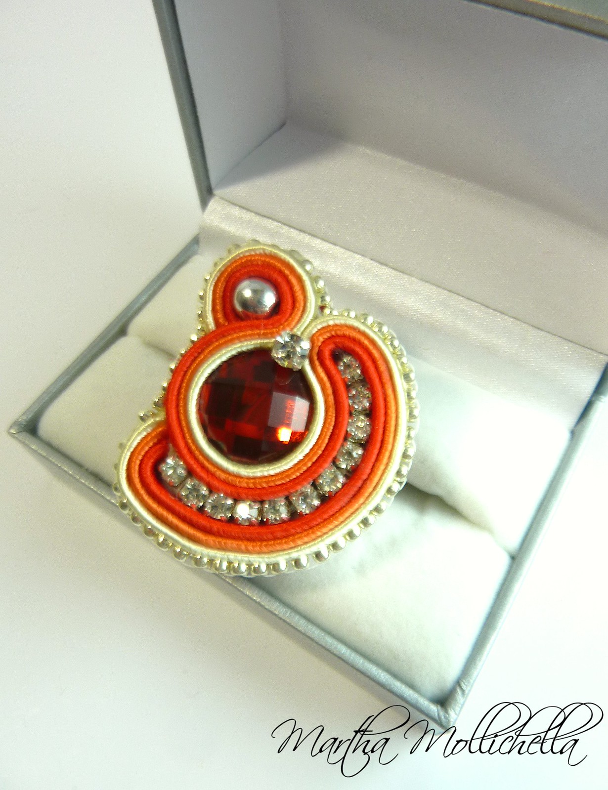 anello soutache perle e cristalli handmade by Martha Mollichella Handmade Jewely