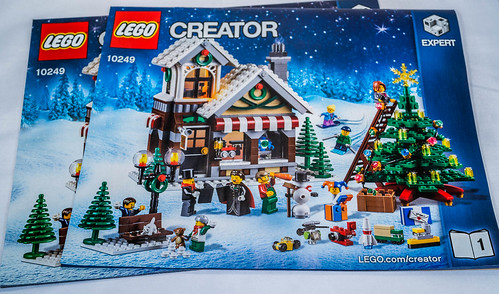 REVIEW LEGO 10249 Winter Toy Shop