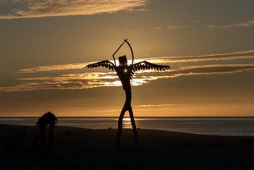sunset sea newzealand sculpture beach events driftwood nz westcoast hokitika drillbits westcoastnz