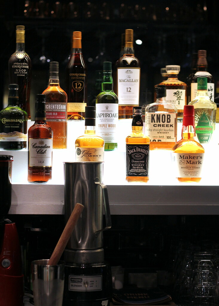 The Chop House: Bar Counter
