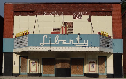 abandoned illinois theater vandalia