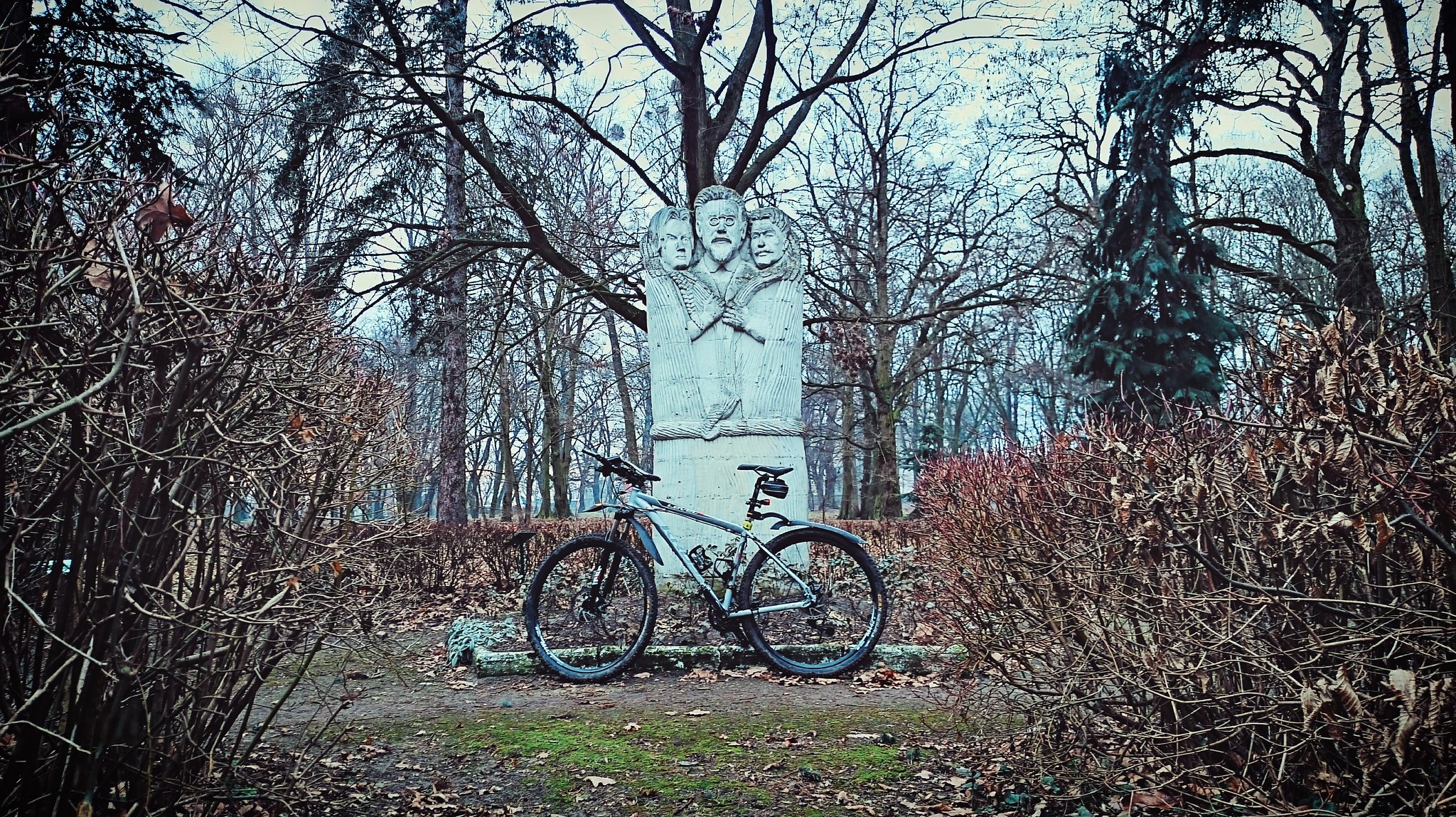 Pomnik w Kołaczkowie
