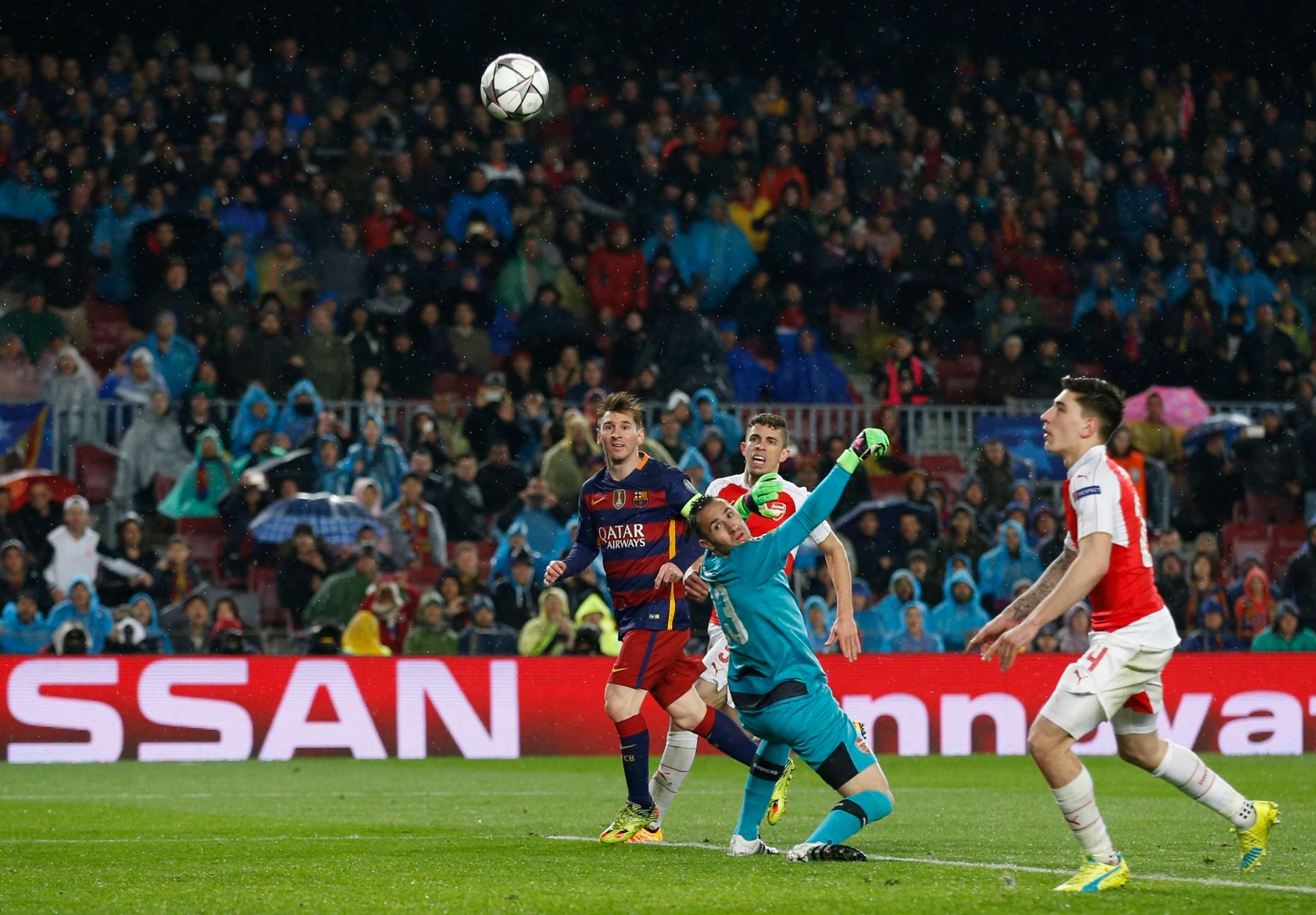 16316_ESP_Barcelona_v_ENG_Arsenal_3_1_ARG_Lionel_Messi_scores_third