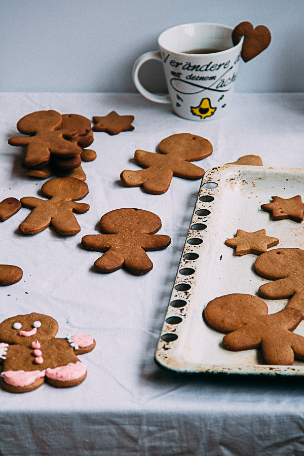 gingerbread men cookies christmas holidays winter new year