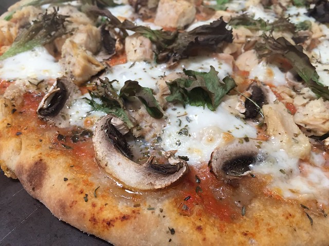 White Mushrooms / Albacore Pizza