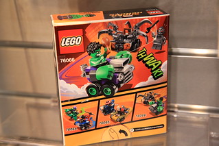 LEGO Marvel 76066 Hulk vs. Ultron 2