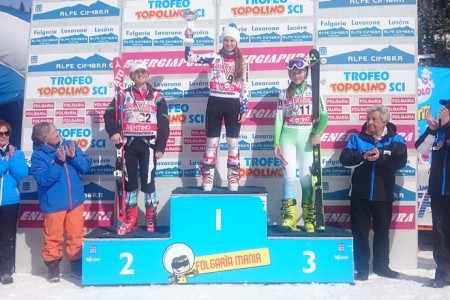 Barbora Nováková zlatá na neoficiálním MS žáků v alpském lyžování!
