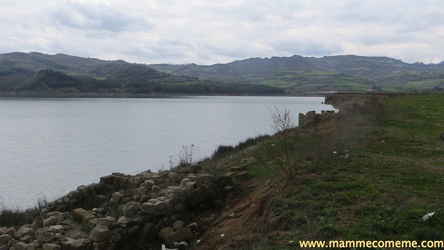 Lago di Montecotugno ( Pz )