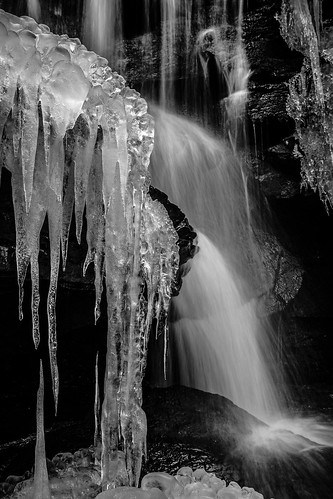 white black ice photography waterfall outdoor monochrom margarethenschlucht chrisdenger elementspictures