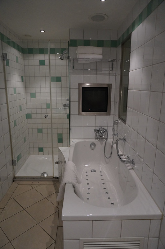 25016700405 633b3830f0 c - REVIEW - Hilton Zurich Airport (Relaxation Suite)
