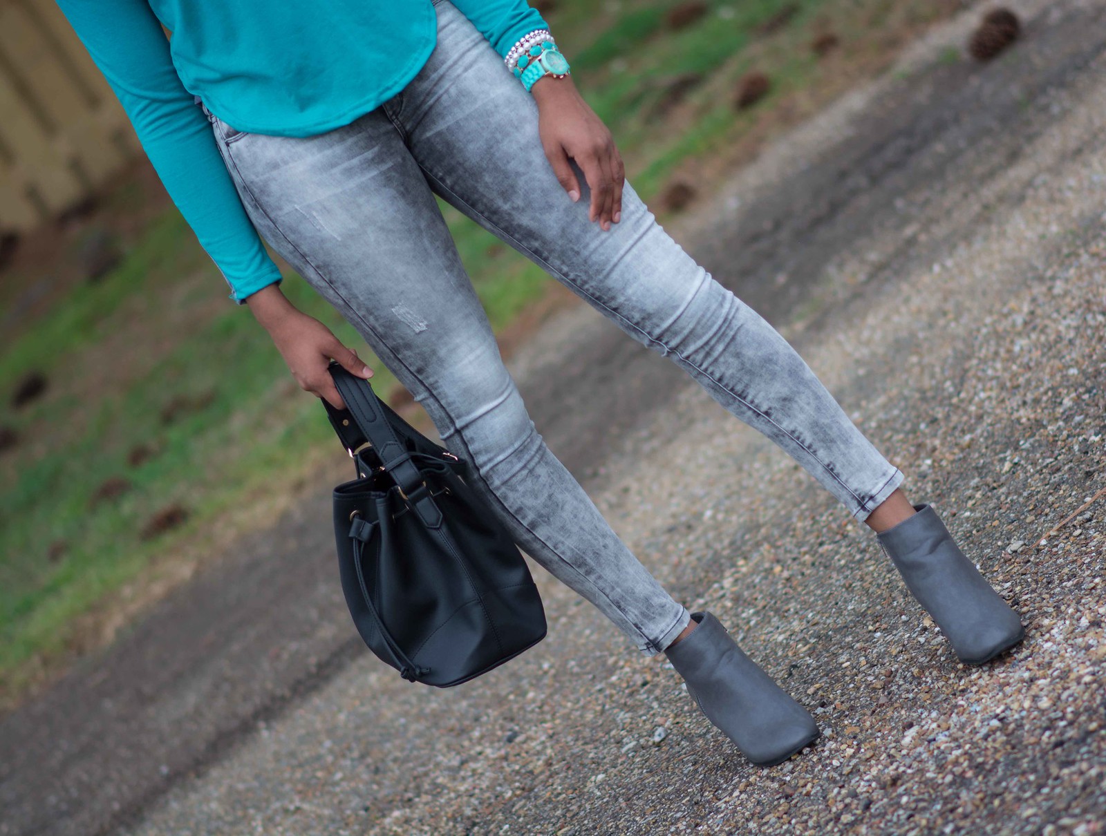 kiind of grey jeans louisiana fashion blogger