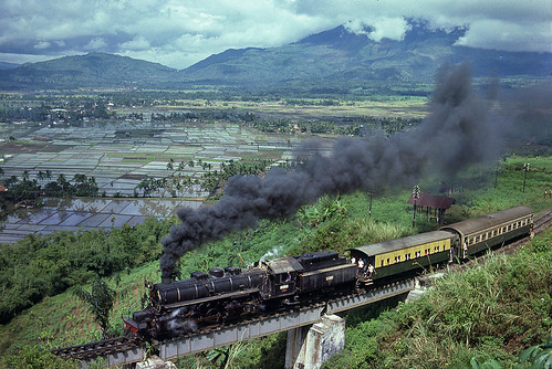 railroad bridge train indonesia landscape java asia transport engine rail railway steam transportation locomotive passenger kodachrome mallet oilburner slm 2660 lebakdjero cc5012