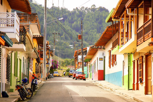 street city urban mountain buildings landscape colombia village jardin co antioquia 2014 canon7d canonefs1585is