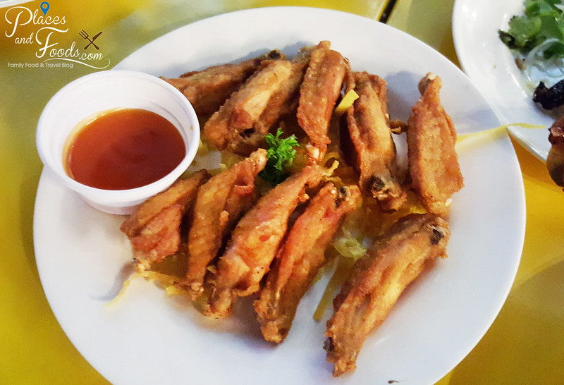 singha beer garden bangkok fried chicken