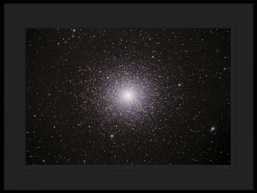 NGC 104  ( 47 Tucanae ) and NGC 121 - by Mike O'Day ( 500px.com/mikeoday )
