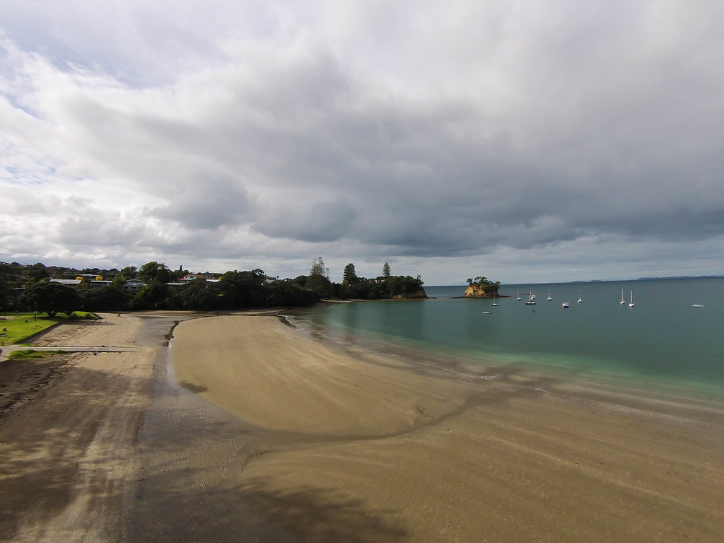 Waiake Beach, North Shore, Auckland, New Zealand 