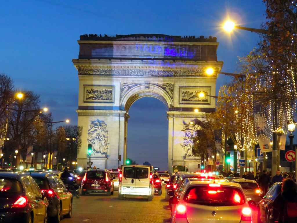Viajar de París a Londres: Arco del Triunfo de Paris