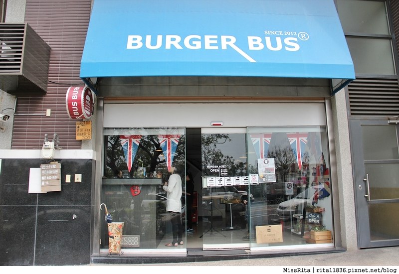 Burger Bus 漢堡巴士 旱溪美食 台中早午餐 台中漢堡 台中英式餐廳 Burger Bus 英國開車玩一圈 台中推薦早午餐1