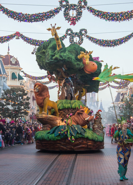 Disneyland Paris parade The Lion King