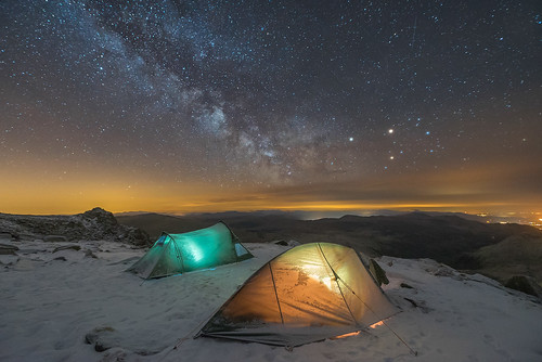 camp sky mountain snow cold ice wales night stars tents rocks nightscape outdoor hiking adventure astrophotography snowdonia wildcamp findyourepic comet252plinear