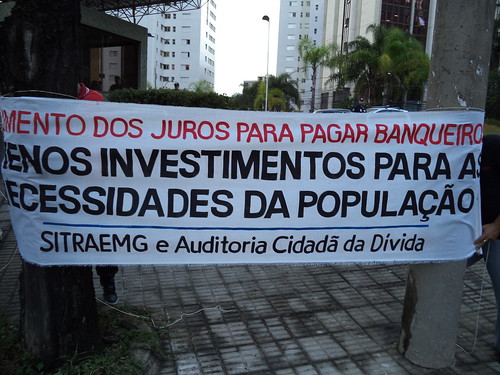 29-04-15: Ato Público em frente ao Banco Central em BH, RJ, Belém – Dívida Pública