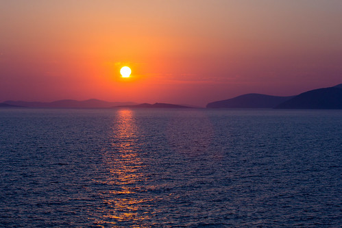 sunset sea italy sun colour reflection weather landscape europe mediterranean greece sicily naxos shading aegeansea timeofday