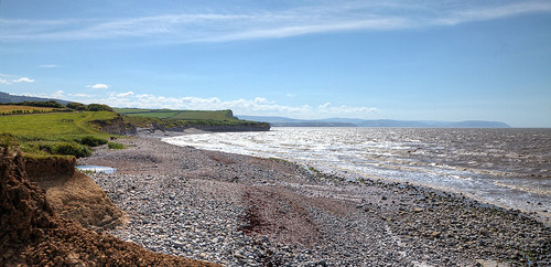 uk england beach rocks shoreline somerset shore bristolchannel kilvebeach