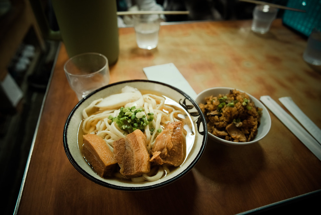 岸本食堂 值得來吃一次 沖繩麵