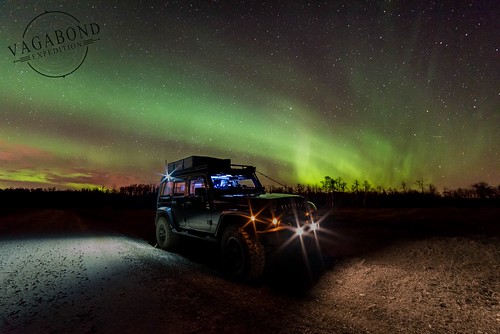 VagabondExpedition Jeep and Northern Lights