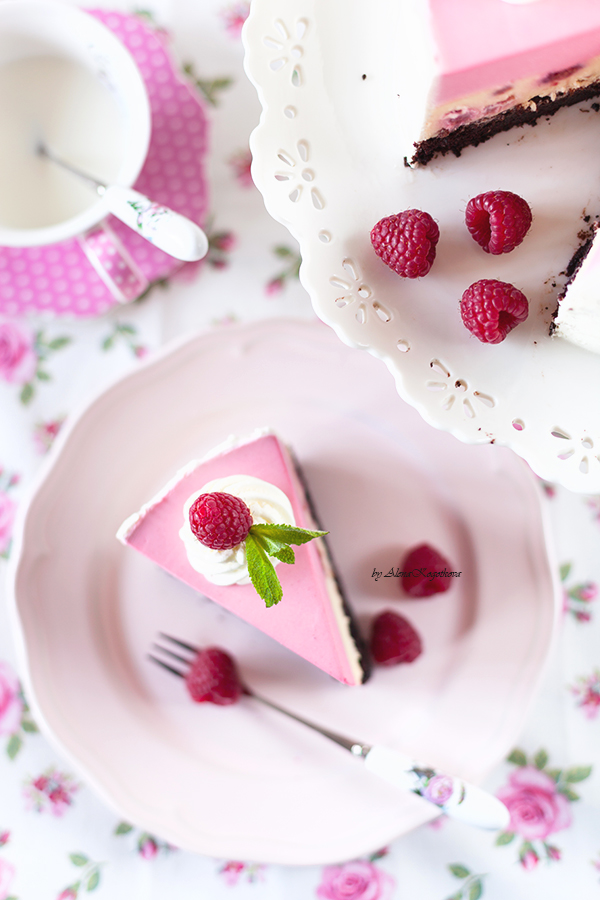 Raspberry Brownie Cheesecake