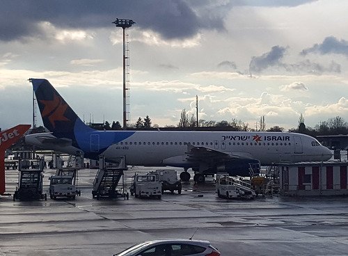 4X-ABG A320 Israir Berlin-Schonefeld 29-3-16