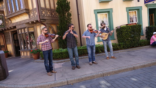 Quickstep in United Kingdom at Epcot (38)