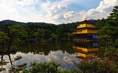 travel reflection water japan canon garden temple photography japanese golden pond kyoto photos buddhist zen pavilion stm dslr kinkakuji efs lim kinkaku fong rokuonji 60d 1018mm