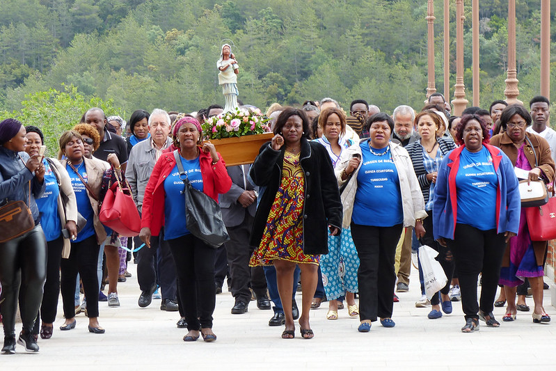 Con la Virgen de Bisila (Guinea ecuatorial) en Torreciudad 2018