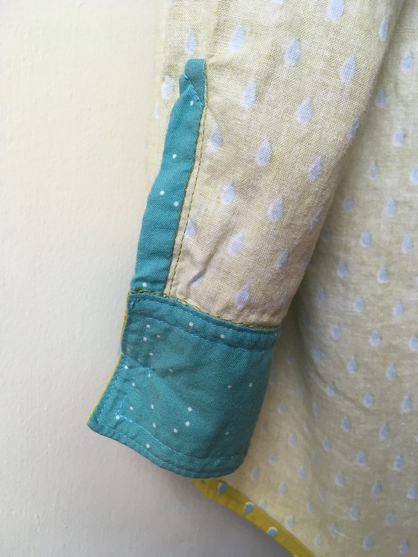 Simplicity 1538:  my TNT shirt pattern in raindrop Cotton and Steel fabric