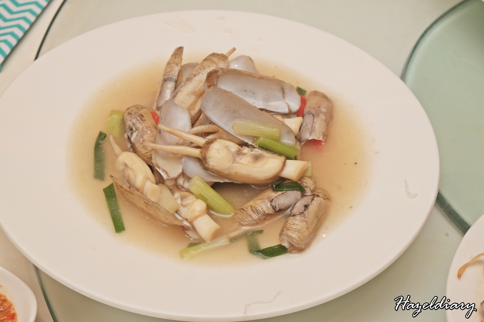 Putien-Stir-fried DUOTOU Clam with Ginger & Spring Onion