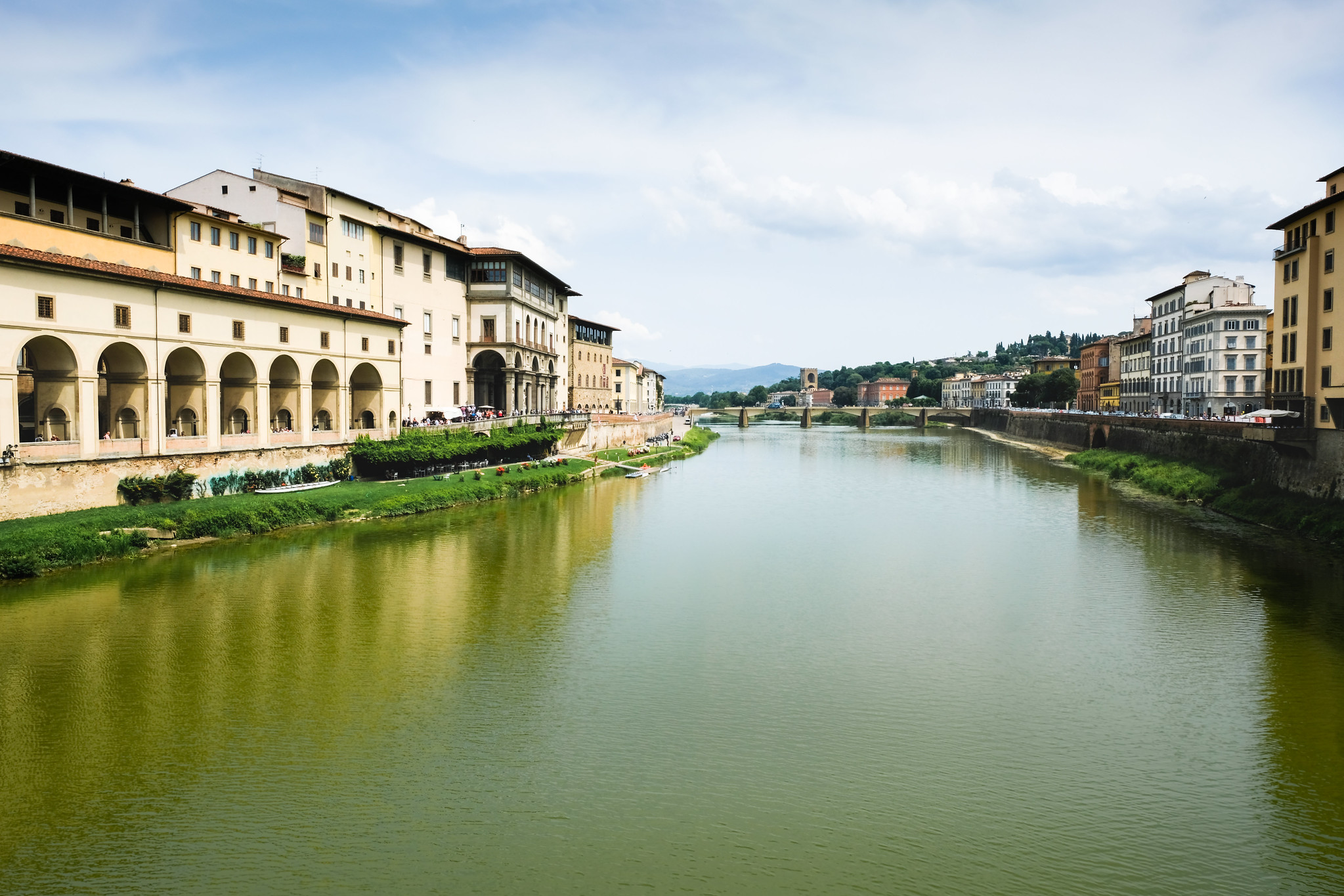 Arno, Uffizi and Florentine Hills