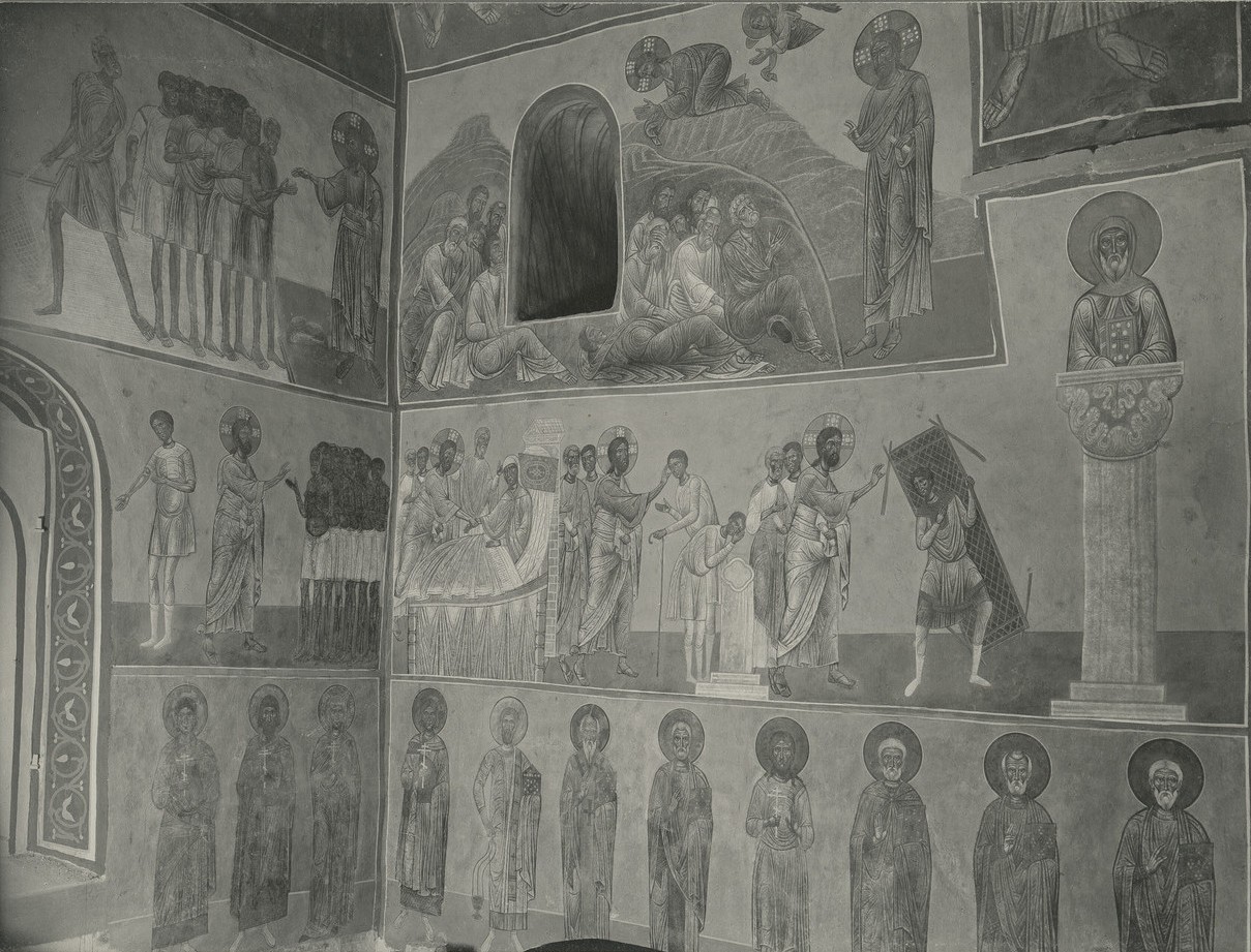 Фрески  «Моление в Гефсиманском саду», «Воскрешение дочери Иаира», «Исцеление слепорождённого», «Исцеление расслабленного», неизвестный столпник