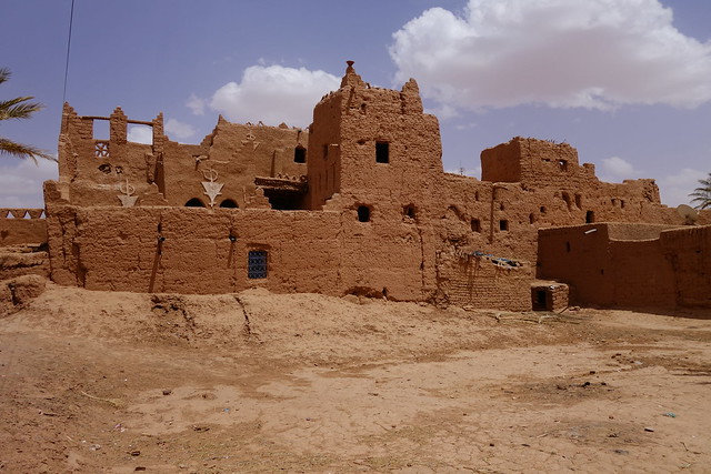 Nasrat - Tagounite por pista -Tzi n'Selmane - Erg El Ihoudi por pista - Bon - Marruecos: Mil kasbahs y mil colores. De Marrakech al desierto. (34)