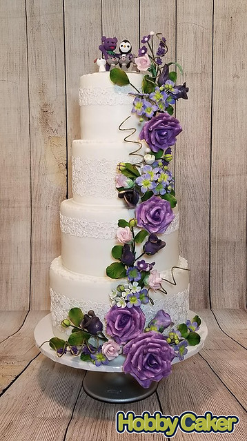Purple Spring Garden Cake by Ruth Lefcoe of Hobby Caker