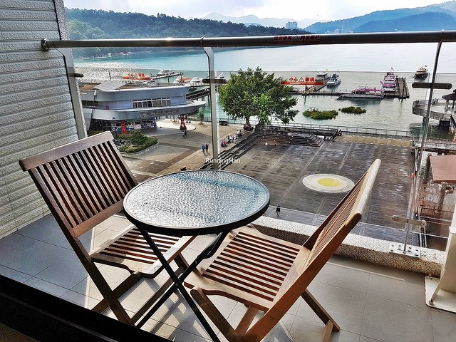 Hu Yue Lakeview Hotel 06 - Balcony