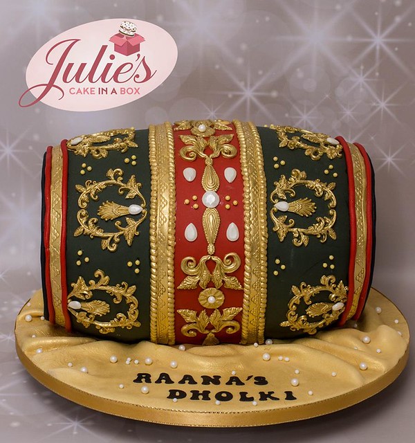 Cake by Julie's Cake in a Box