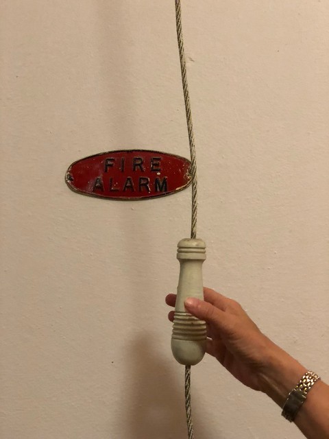 Toronto - old style fire alarm