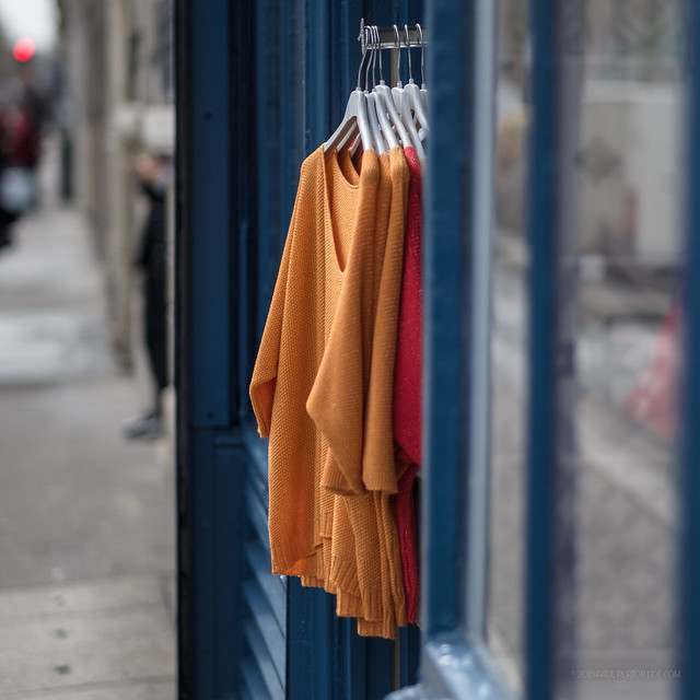 Orange, or red? Quai de Valmy - Paris