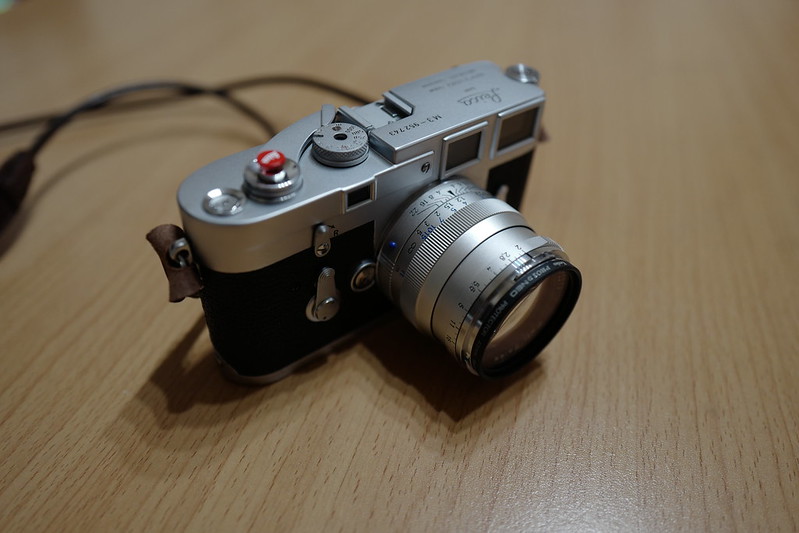 Leica M3+CARL ZEISS Planar T 2 50 ZM