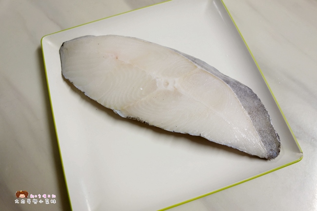 日出碼頭 鯖魚 鮭魚 比目魚 新竹海產 (15).JPG