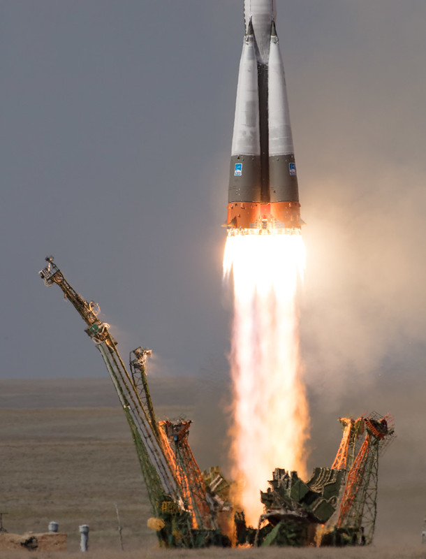 Expedition 56 Launch (NHQ201806060006)