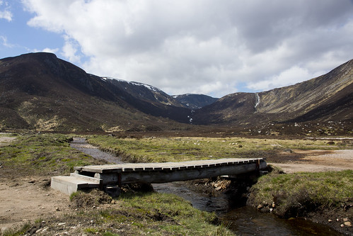 aberdeenshire scotland scottishhighlands bridge stream water mountain hills moor abigfave topic