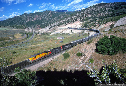 railway unionpacific cottonbelt southernpacific autorack thistle utah emd gp60 sd40t2 c408 spanishforkcanyon tunnels