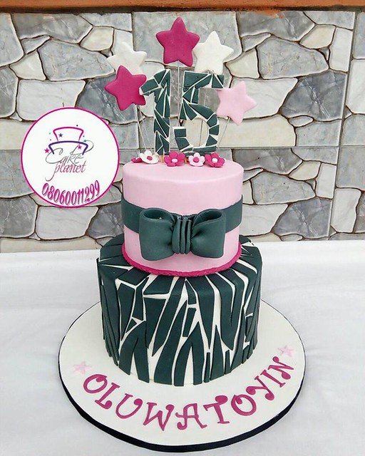 Zebra Themed Cake by Cakeplanetng